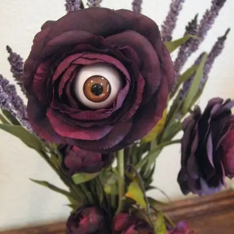 Pretty flowers, creepy metamorphoses